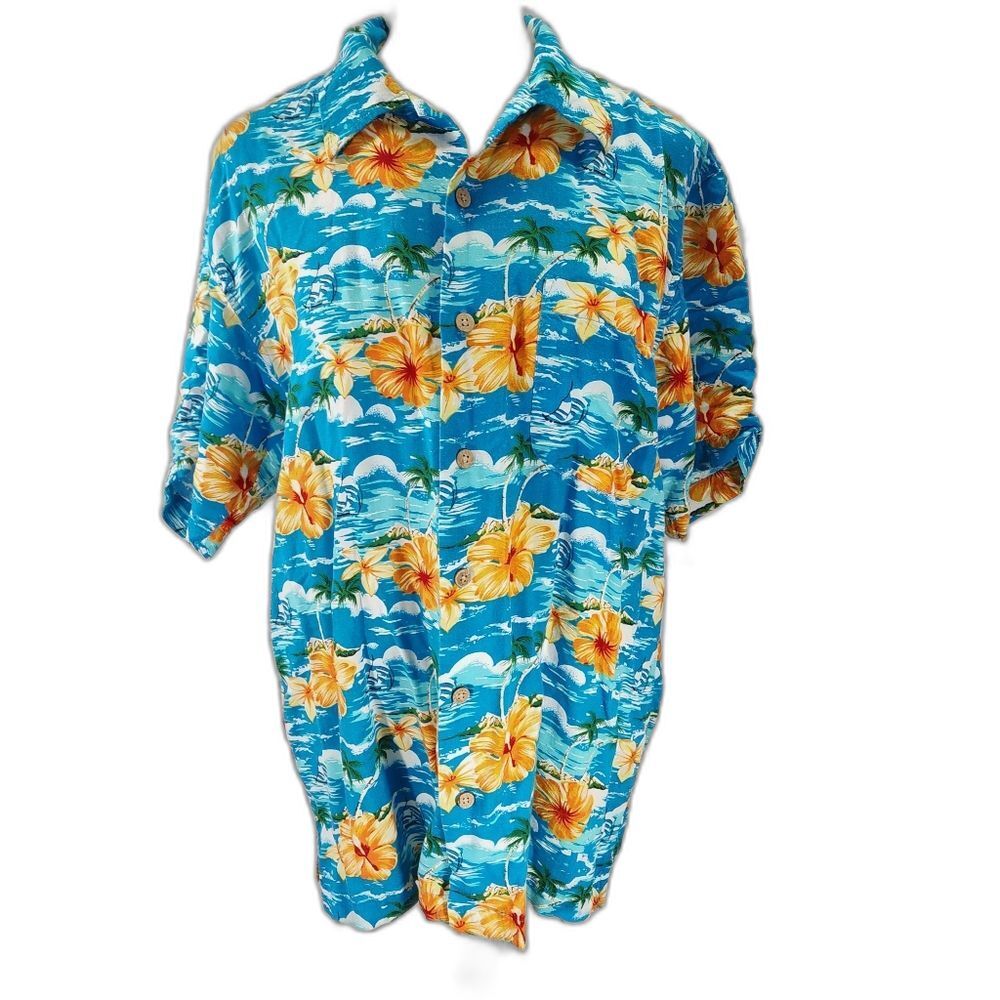 Cherokee Waikiki Wear Hawaiian button down shirt